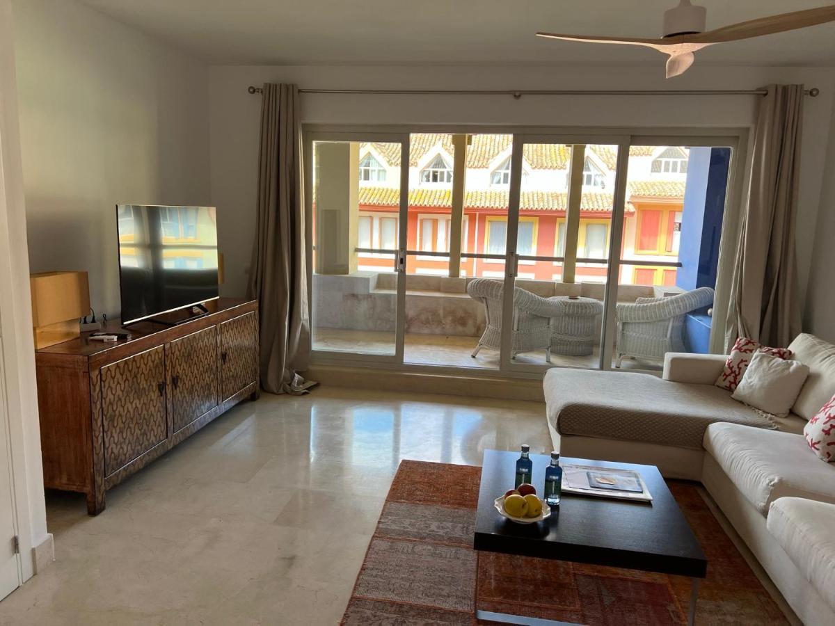 Apartamento Puerto Sotogrande Marina Екстериор снимка