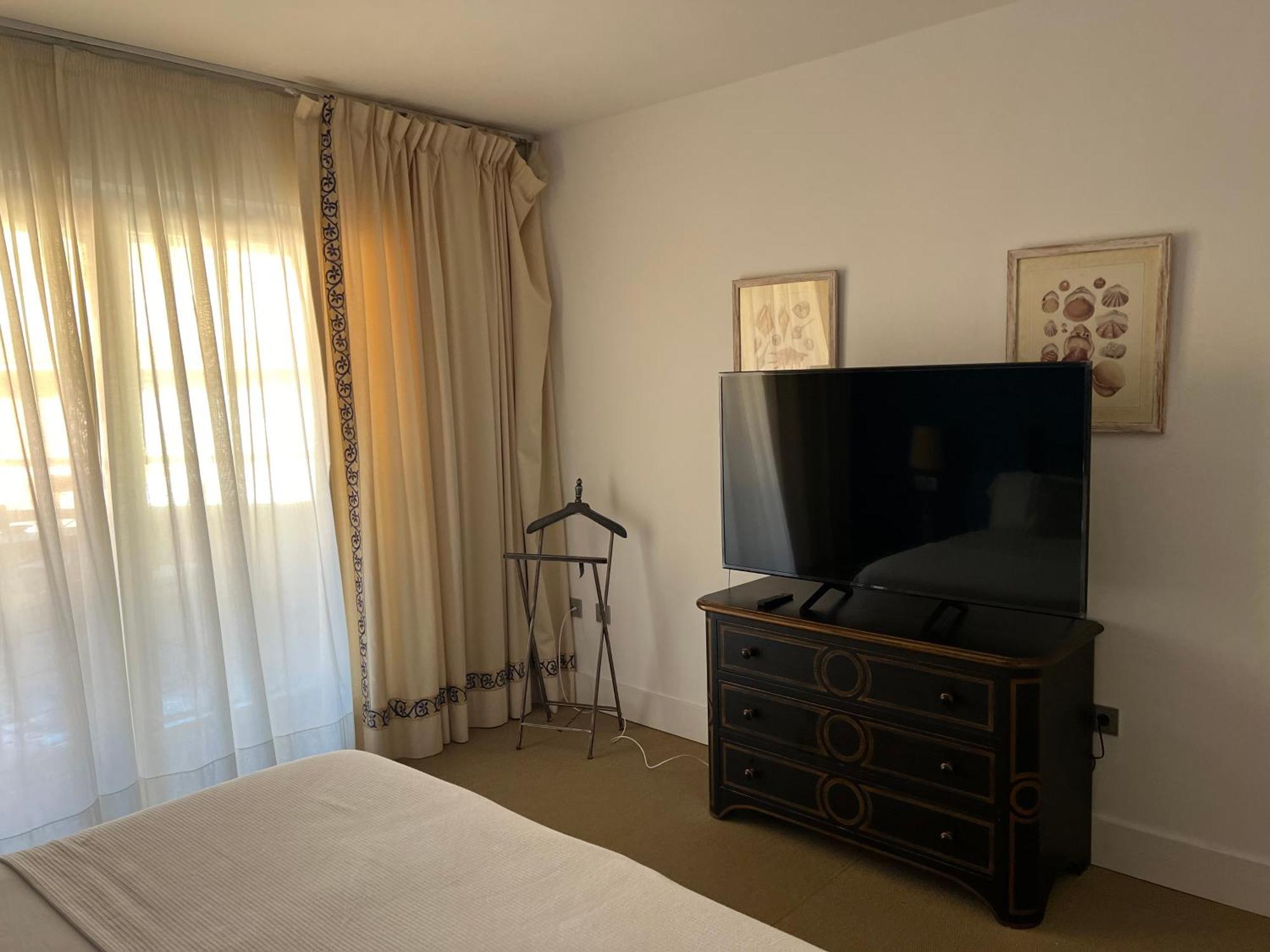 Apartamento Puerto Sotogrande Marina Екстериор снимка